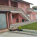Гостевой дом Casa Rosalia Каштру-Дайри