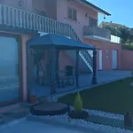 Guest house Casa Rosalia *
